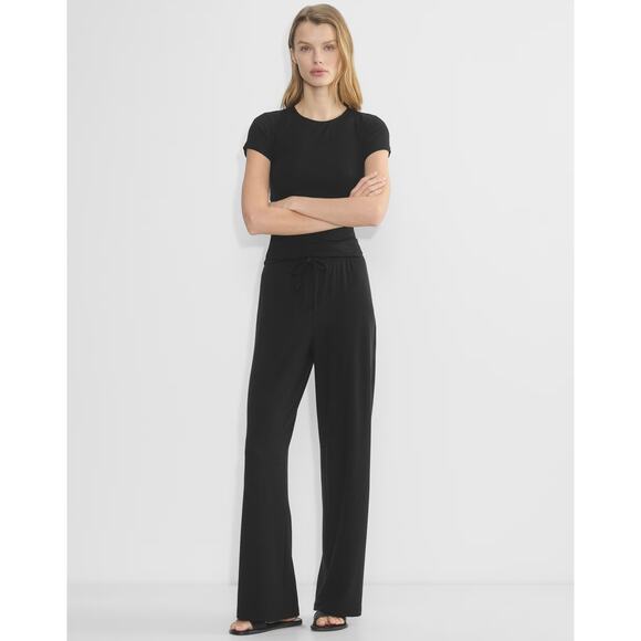 EUC Babaton by Aritzia Black Crewneck Fitted Stretch Tee Shirt Size Small - Picture 7 of 13